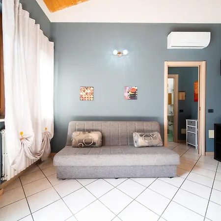 50 Special- Maxicase アパート ヴェローナ